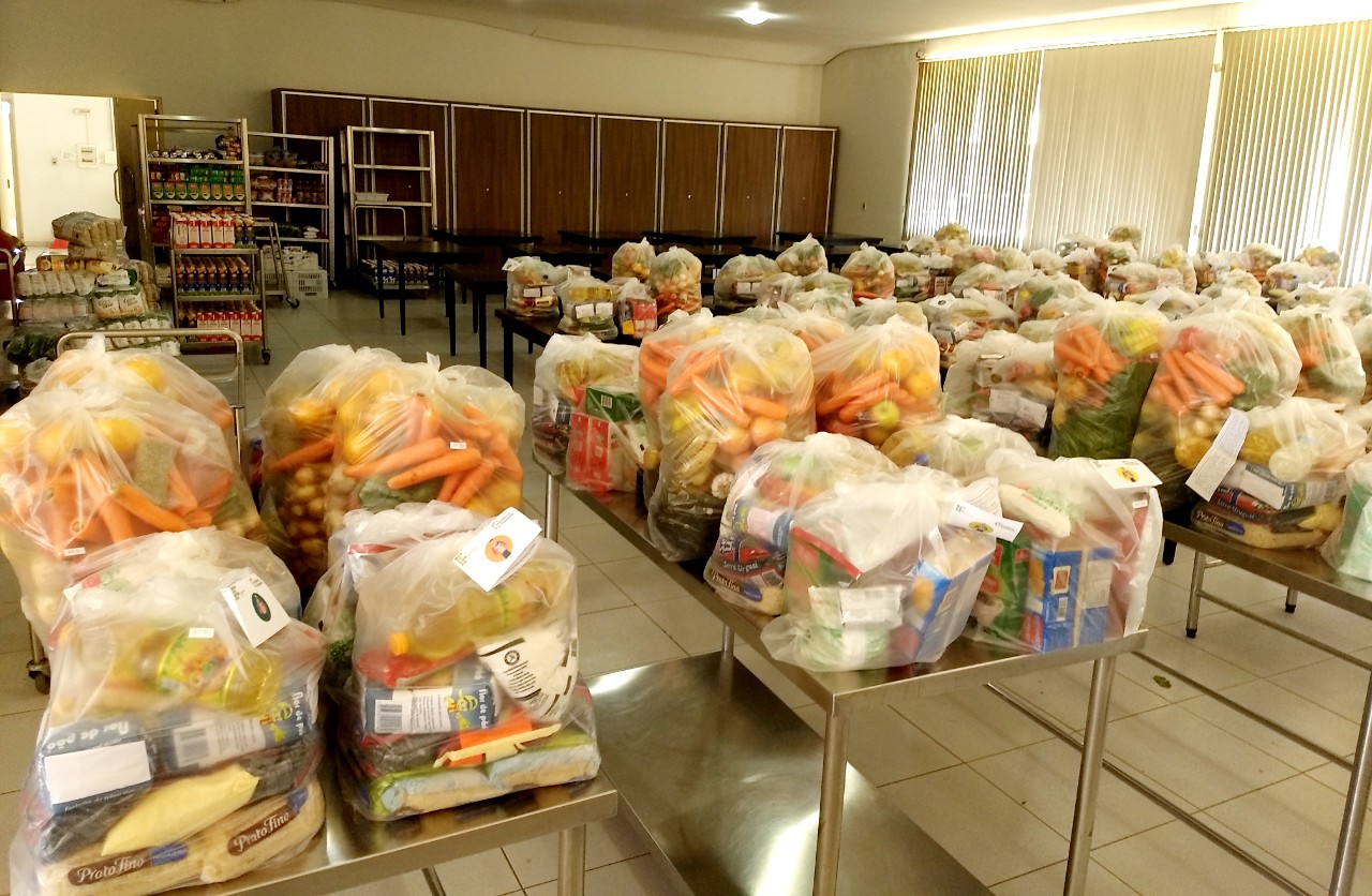 150 Kits Alimentação Distribuídos