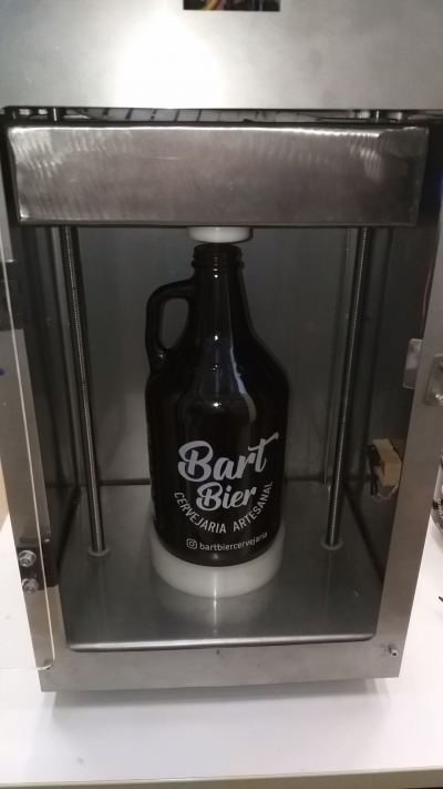 Envase automático de growler de cerveja artesanal