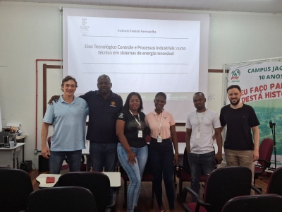 Intercambistas visitam IFFar Campus Jaguari para conhecer Cursos e Ações sobre Energias Renováveis
