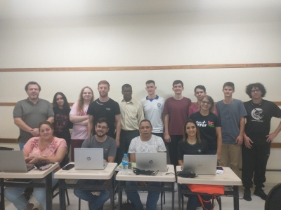 Auditora do IFFar – Campus Santo Augusto ministra palestra para o curso de Licenciatura em Computação