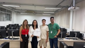 Campus Alegrete realiza entrega de certificado da Especialização em Computação Aplicada WhatsApp Image 2026-02-25 at 11.29.42 AM.jpeg